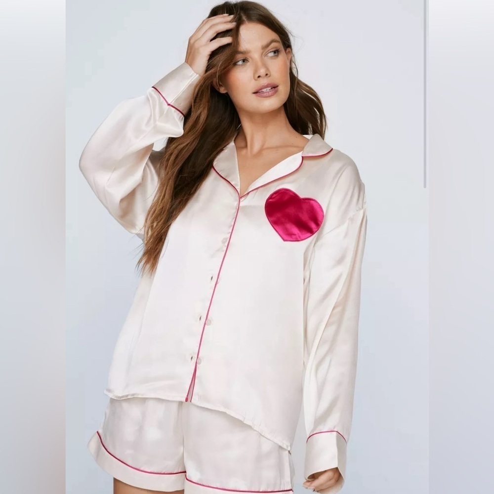 Nasty gal heart pocket pj top